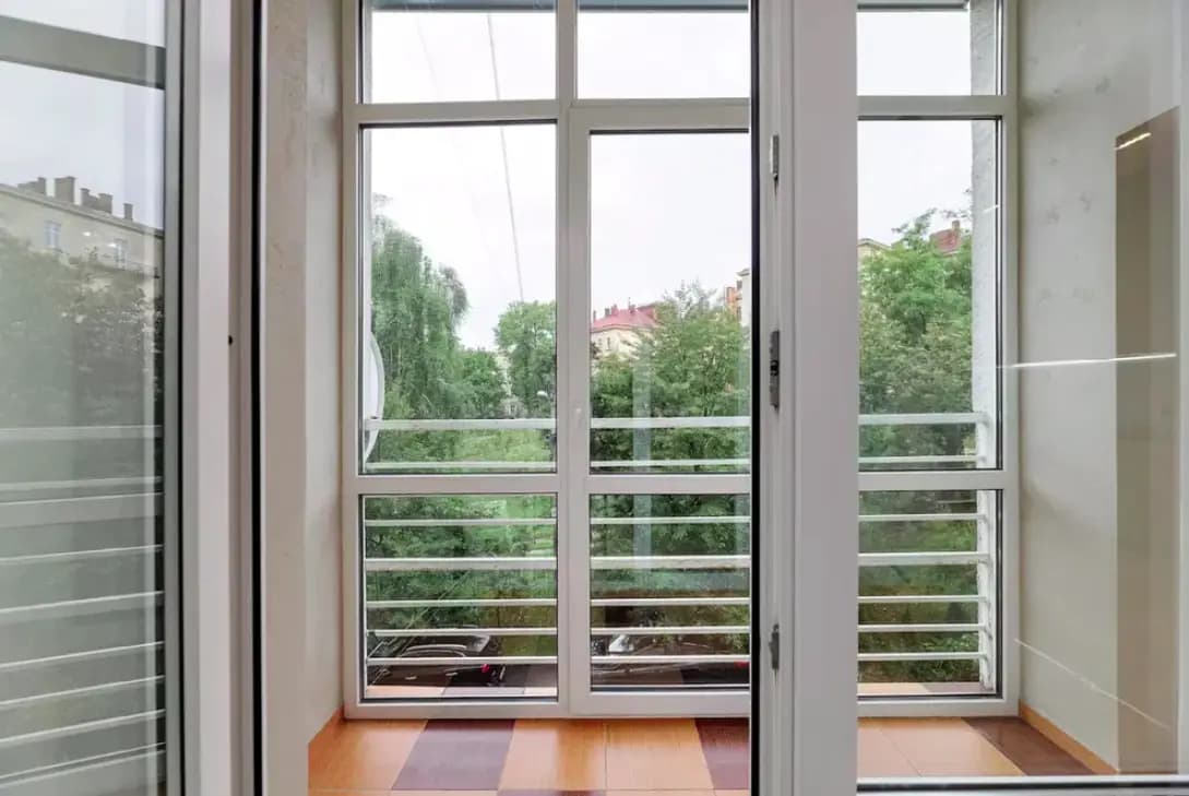 Оренда 1-кімнатна квартира 80 м², новобудова, центр