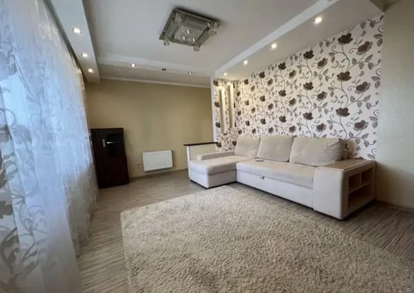 2-кімнатна квартира, 68 м², вул. Зацепи