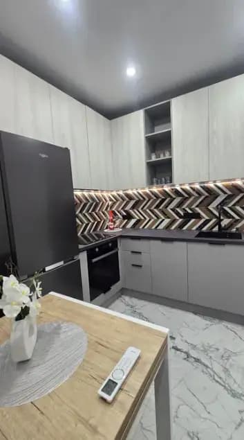 Продам 1-кімнатну квартиру 33 м², новобудова