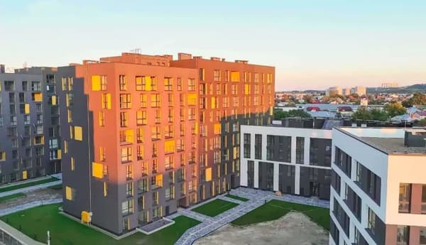 Продам 1-кімнатну квартиру 43 м², ЖК Підзамче