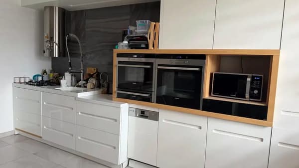 Продам 3-кімнатну квартиру 111 м², бізнес-клас