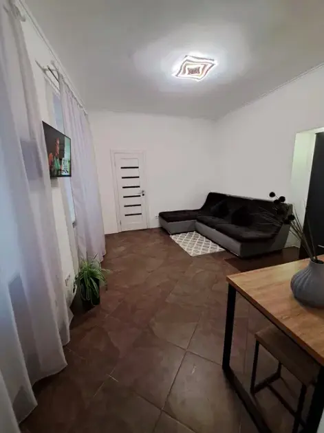 Оренда квартири, 45 м², рівненська 5