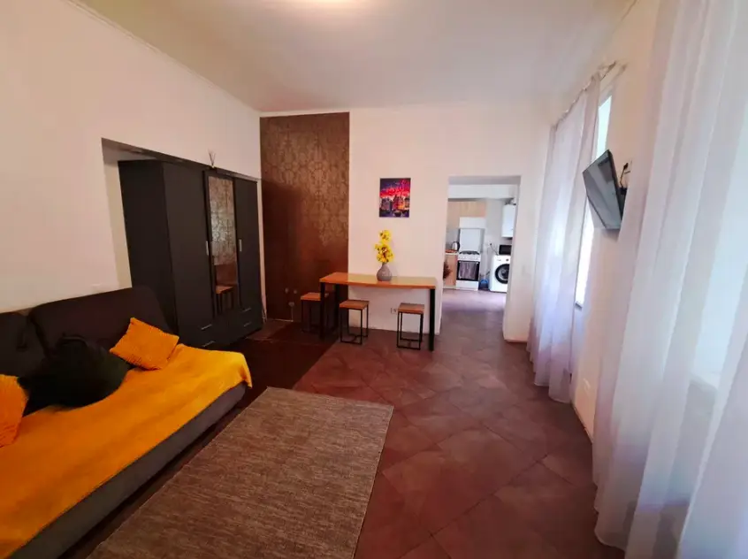 Оренда квартири, 45 м², рівненська 5