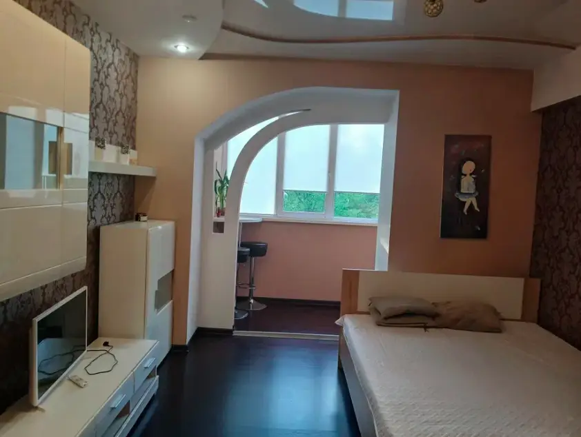 1-кімнатна квартира, 39 м², вул. Травнева