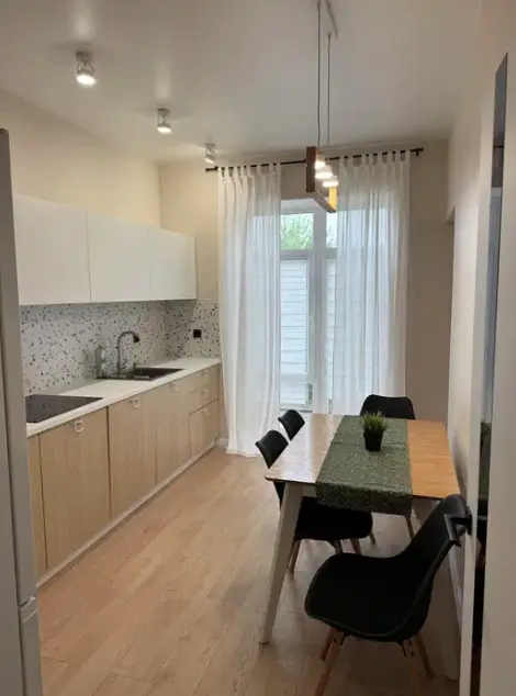 Затишна 2-кімнатна квартира, 73 м², район Максимуса